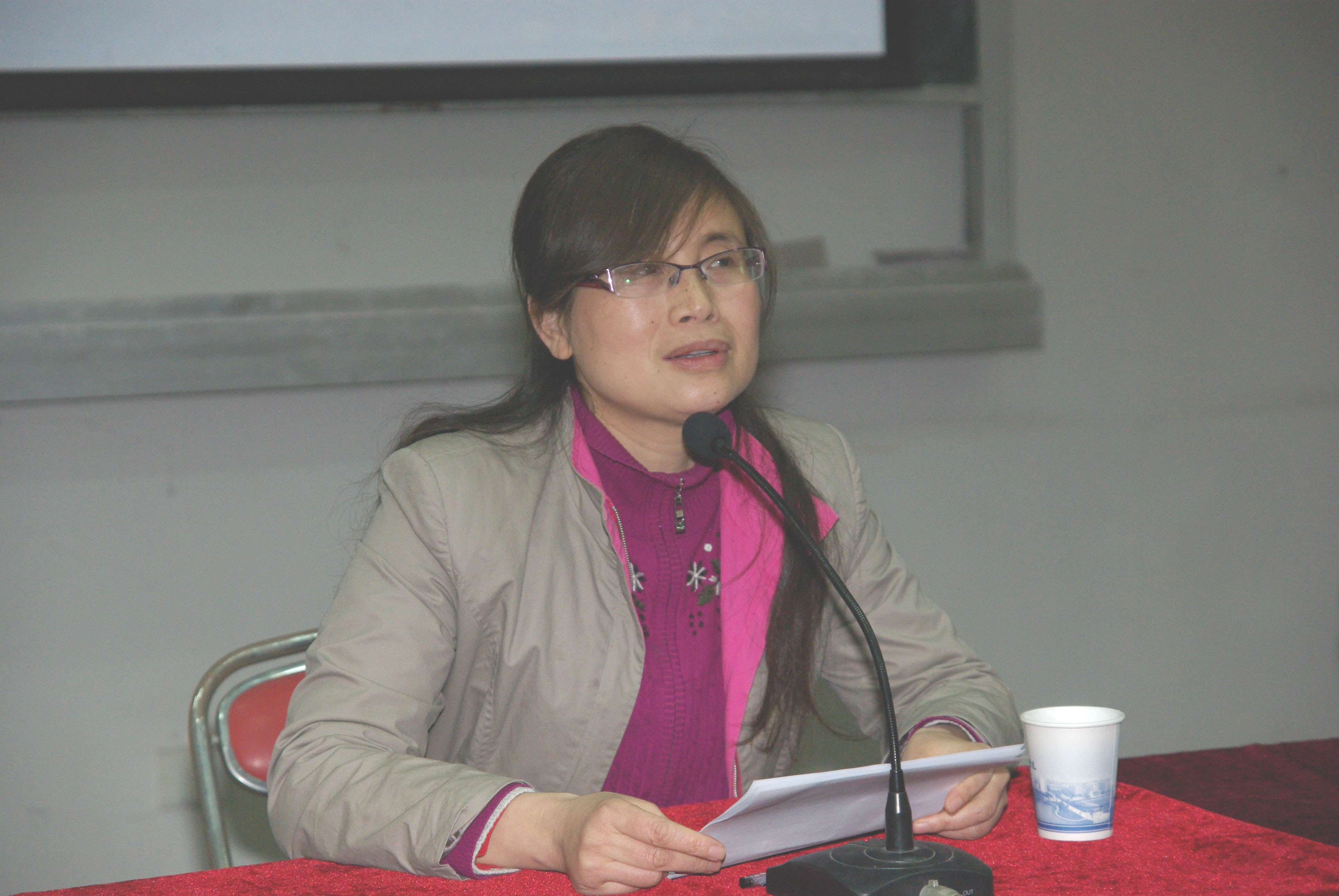 2校党委委员、宣传部部长苏国红讲话